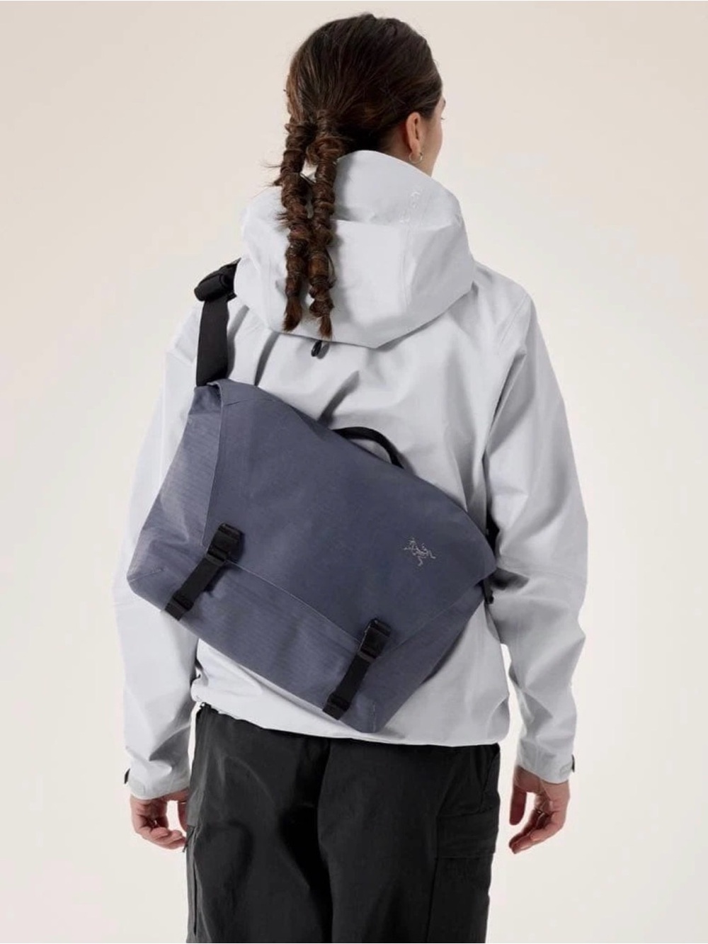 Arc’teryx Granville 10 Courier Bag Dark Stratus Water Resistant Shoulder Bag NEW - Picture 7 of 7